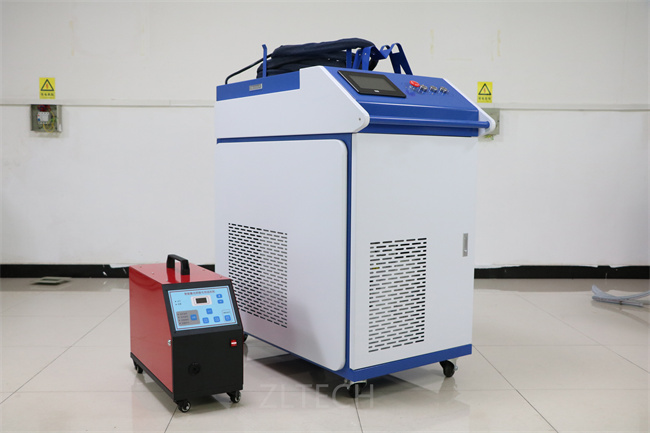 Máquina de soldadura Handheld portátil 1000w do laser da fibra 1500w 2000w 3000w